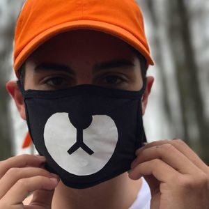 Meet your Posher, Devin